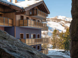 Discover a stunning mountain retreat with this beautiful property.