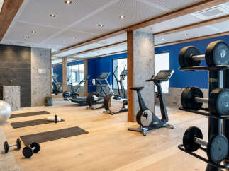 This stunning gym boasts state-of-the-art equipment, including treadmills, ellipticals, stationary bikes, and free weights, ensuring a comprehensive workout experience.