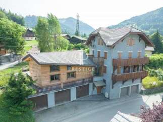 Discover a stunning property with a unique architectural design.
