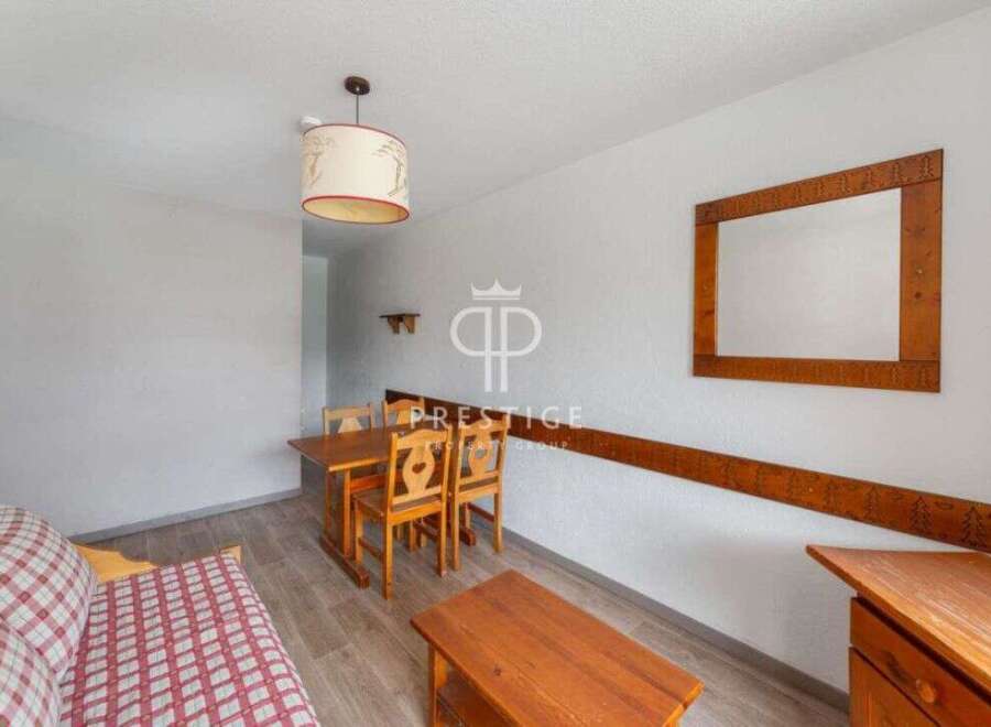 Discover a cozy retreat with this charming property.