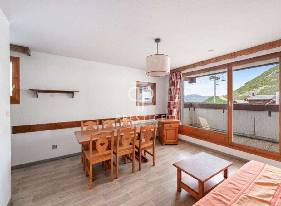 Discover a charming property with stunning mountain views.