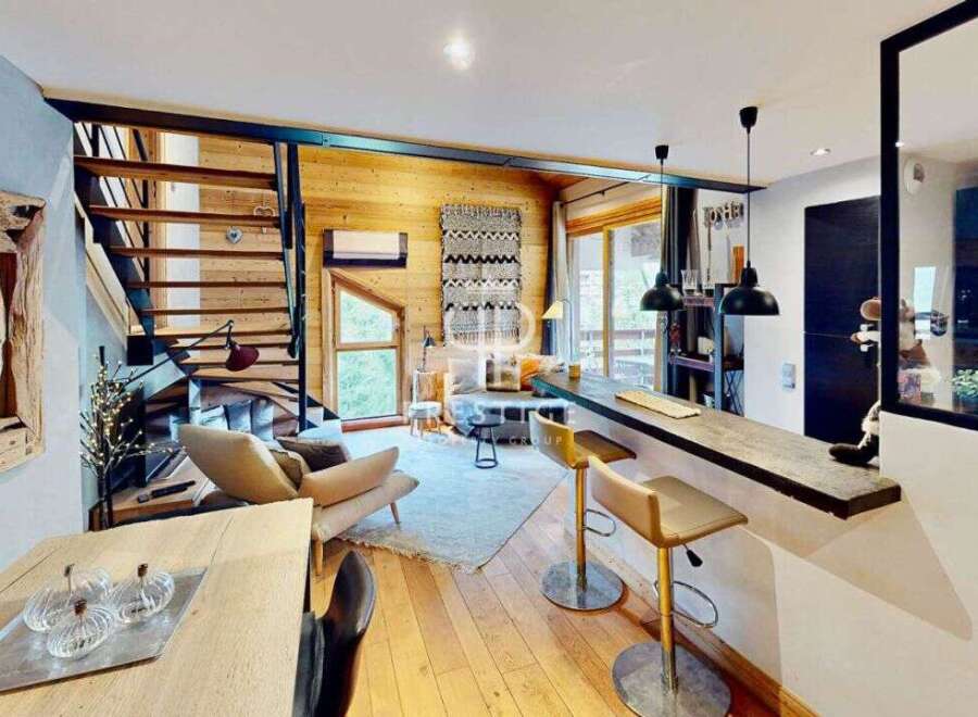 Discover a stunning living space with a modern design.