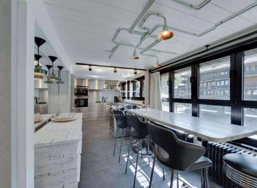 Discover modern luxury in this stunning property.