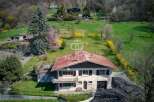 Discover a stunning property nestled in a picturesque landscape.