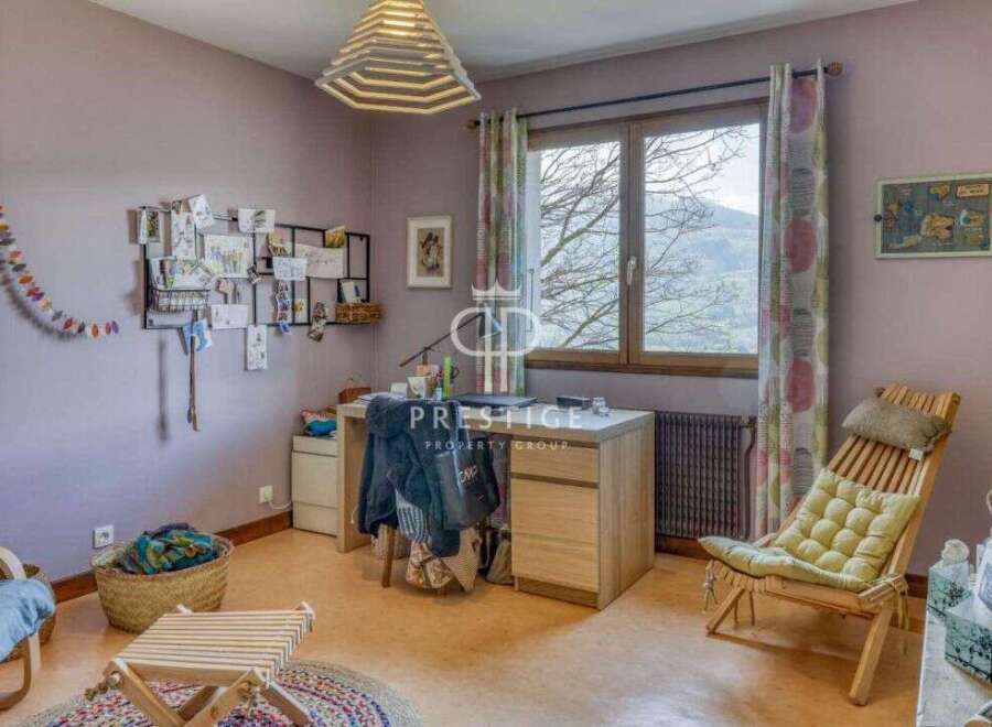 Discover a charming property with a cozy study area.