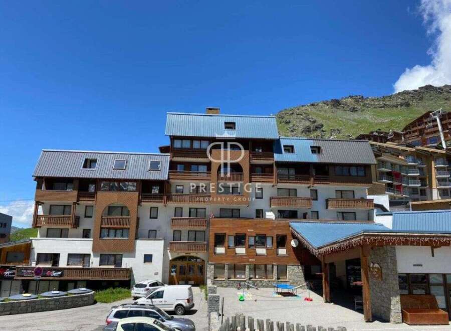 Discover a stunning property with a prime location.