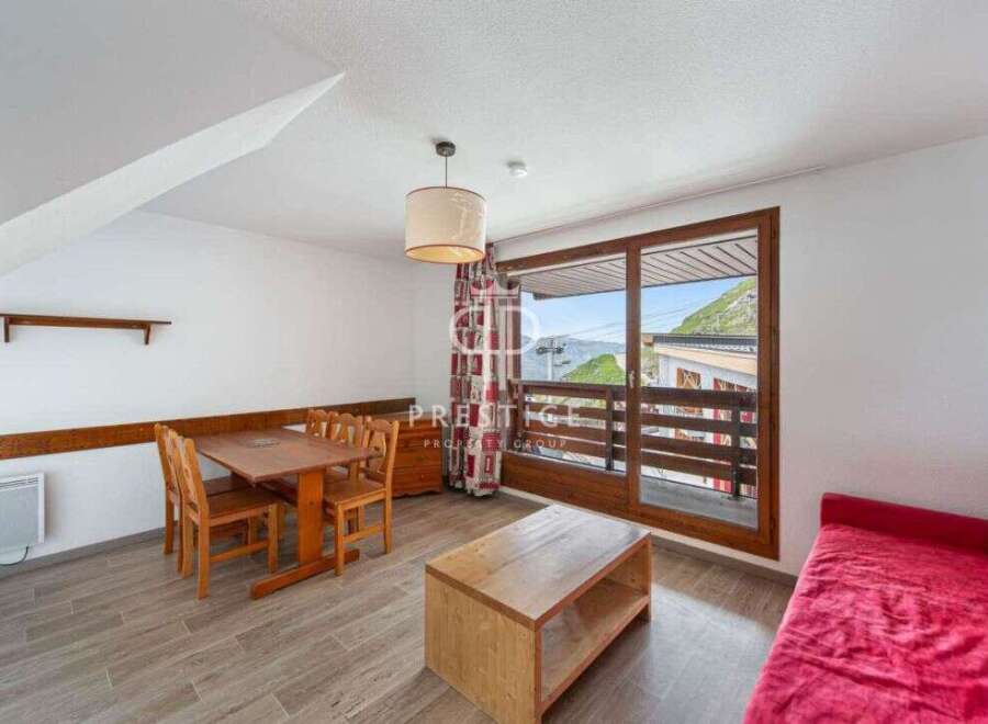 Discover a cozy retreat with stunning mountain views.