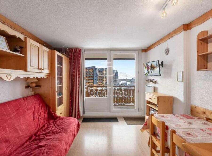 Cozy apartment with a stunning mountain view.