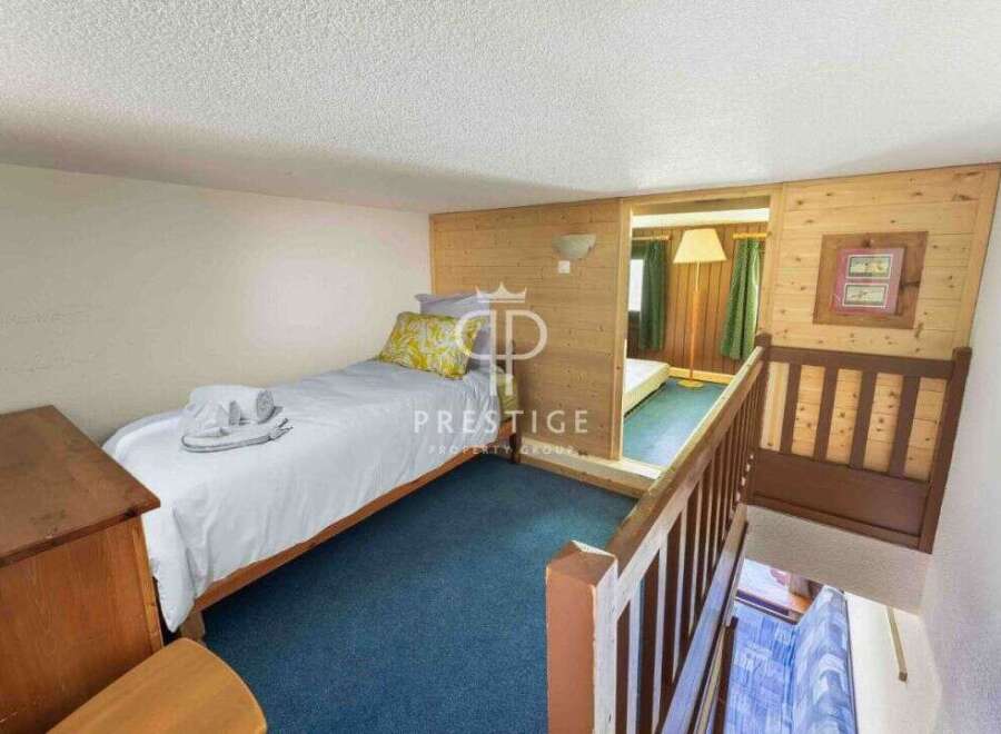 Discover a cozy retreat with this charming property.