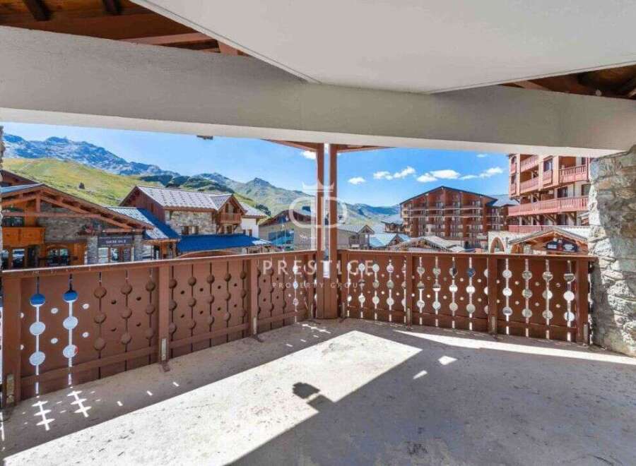 Enjoy breathtaking mountain views from this stunning property.