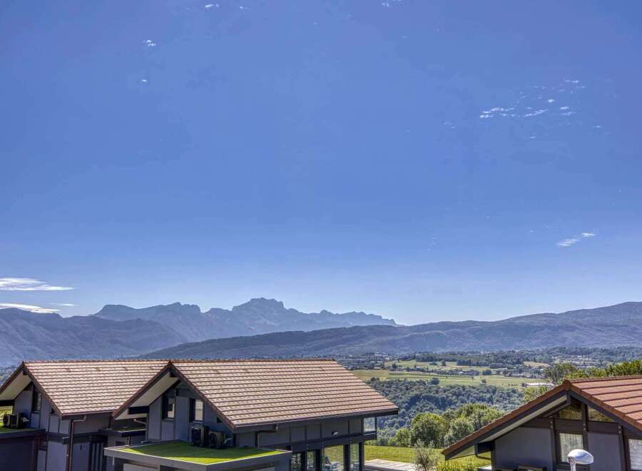 Luxury mountain homes with stunning views.
