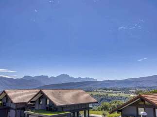Luxury mountain homes with stunning views.