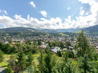 Nestled in the heart of the French Alps, this stunning property offers breathtaking panoramic views of the surrounding mountains and charming village.