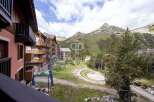 Discover a stunning property nestled in a picturesque mountain setting.