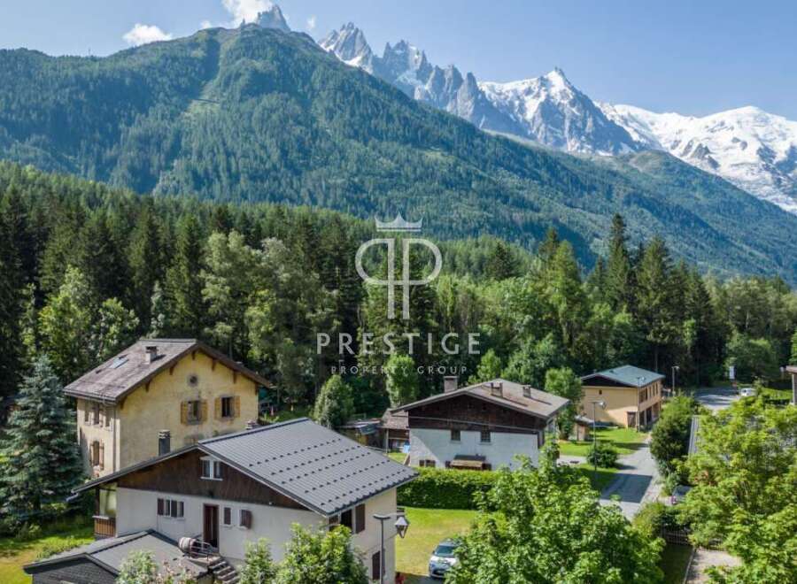 Discover your dream home nestled in the heart of the majestic mountains.