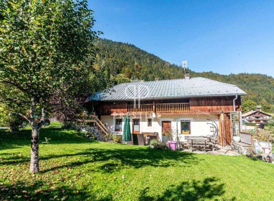Discover a charming property nestled in a picturesque setting.