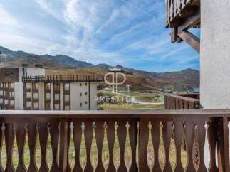 Enjoy breathtaking mountain views from this stunning property.