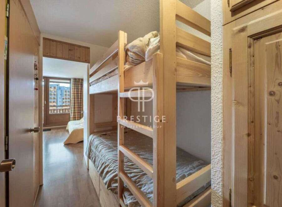Discover a cozy retreat with this charming property.