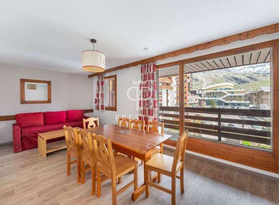 Experience the charm of this cozy apartment, perfect for a mountain getaway.