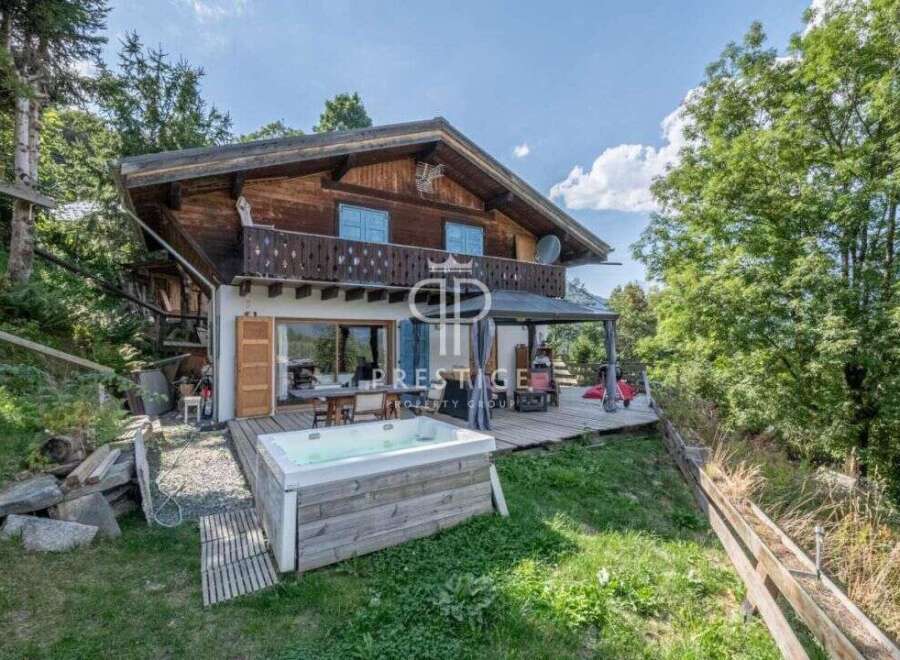 Discover a stunning chalet nestled in a picturesque setting, perfect for a luxurious getaway.