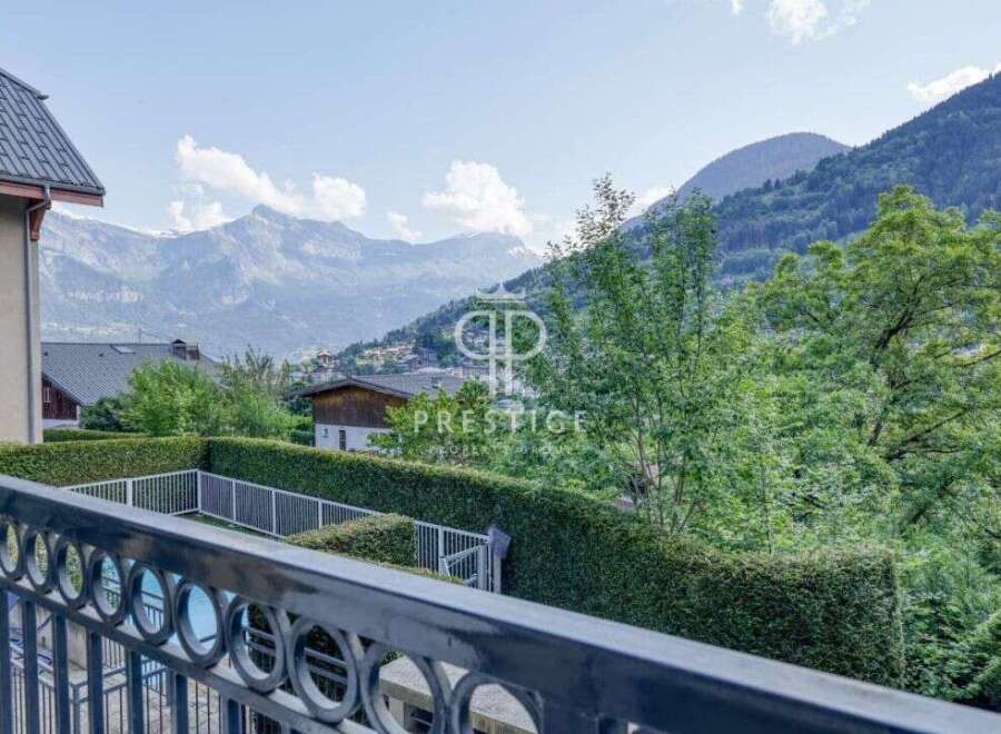 Enjoy breathtaking mountain views from this stunning property.