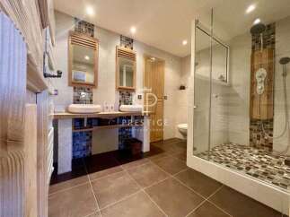 Discover luxury living in this stunning bathroom.