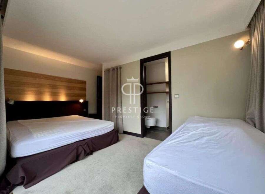 Discover luxury living in this stunning property.
