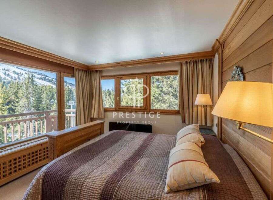 Experience the ultimate in luxury living with this stunning property.