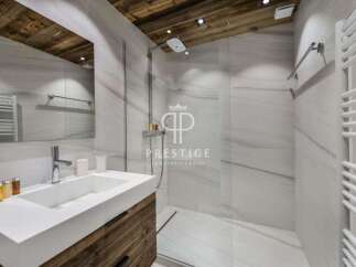 Discover luxury living in this stunning bathroom.