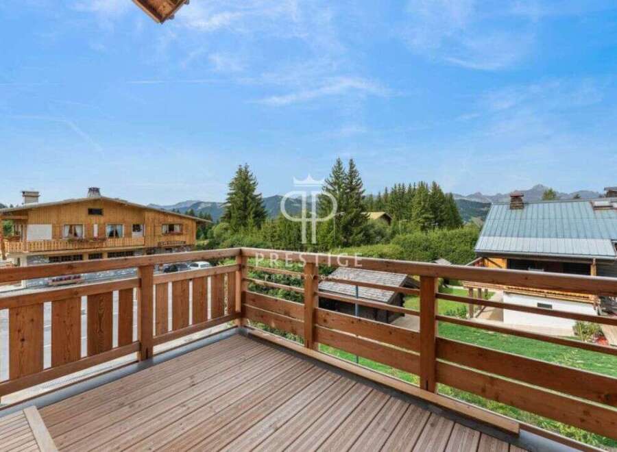 Enjoy breathtaking mountain views from this stunning property.
