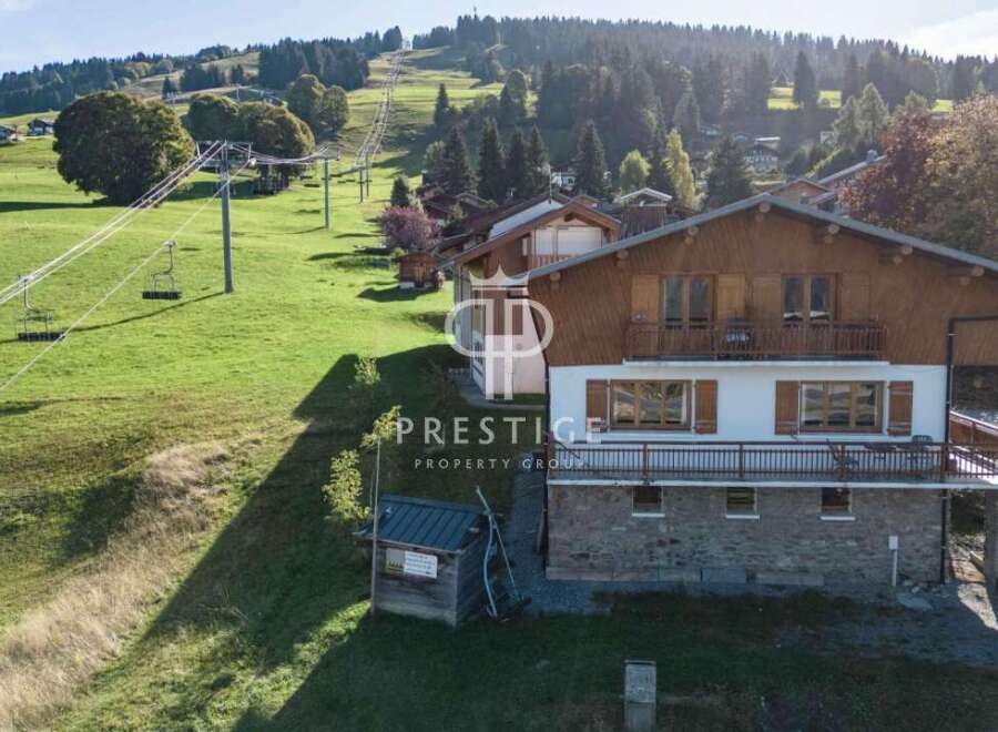 Discover a stunning property nestled in a picturesque mountain setting.