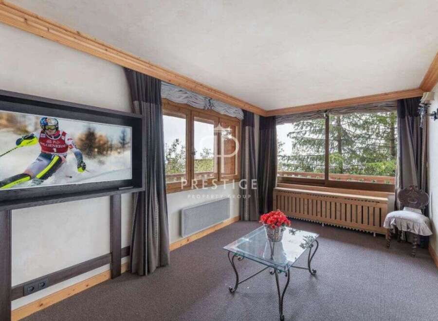 Experience luxury living in this stunning property.