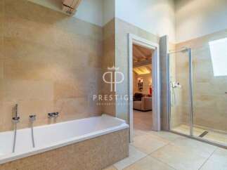 Discover luxury living in this stunning property.
