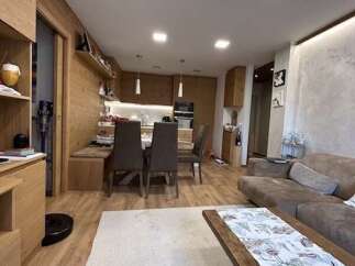 Discover a cozy and stylish living space with a modern design.