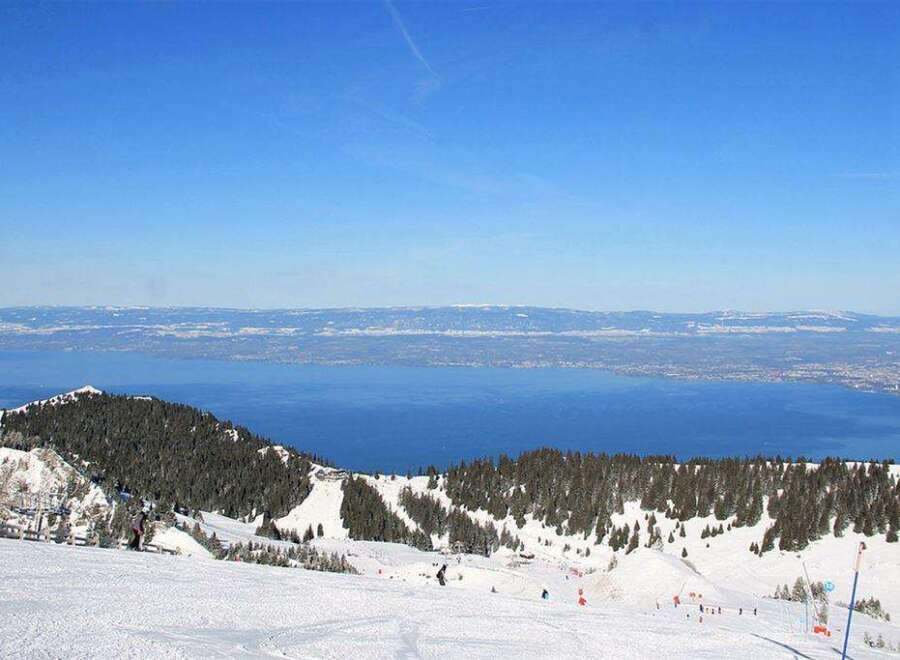 Ski resort with breathtaking views of Lake Geneva.