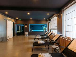 Relax and unwind in this luxurious spa retreat.