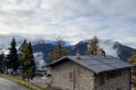 Mountain View Stone House: This charming stone house boasts breathtaking mountain views and a tranquil setting.
