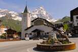 Discover Breuil-Cervinia, a charming alpine village nestled at the foot of the majestic Matterhorn.