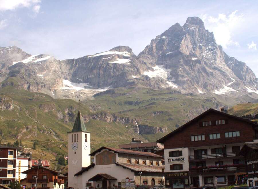 Discover properties with breathtaking Matterhorn views! This charming village setting offers a unique opportunity to own real estate in a picturesque location with access to renowned ski resorts and outdoor adventures.