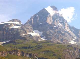 Discover properties with breathtaking mountain views.