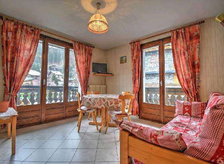 Cozy apartment in the French Alps with stunning mountain views.