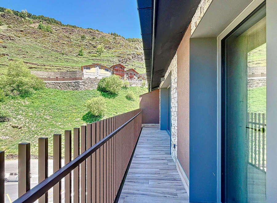 Enjoy breathtaking mountain views from this stunning property.