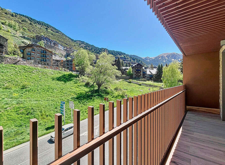 Enjoy breathtaking mountain views from this stunning property.