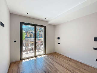 Discover this stunning property featuring a bright and airy interior with a modern design.