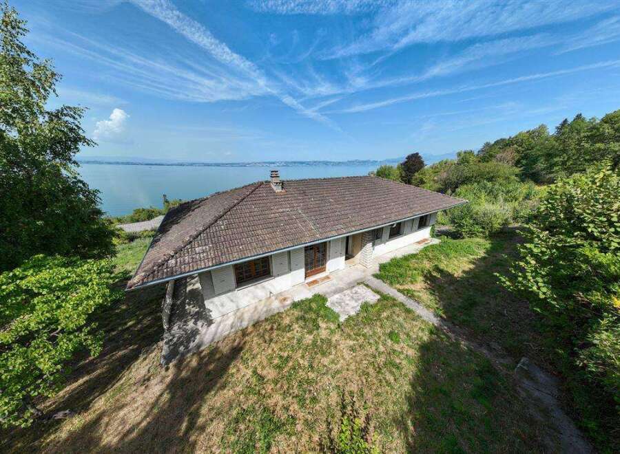 Lakefront property with stunning views.