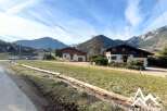 Discover this charming chalet nestled in the heart of the French Alps, boasting breathtaking mountain views.