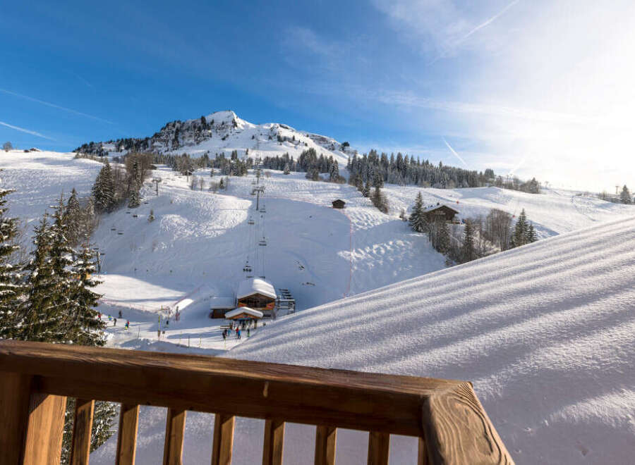 Enjoy breathtaking mountain views from this stunning property.