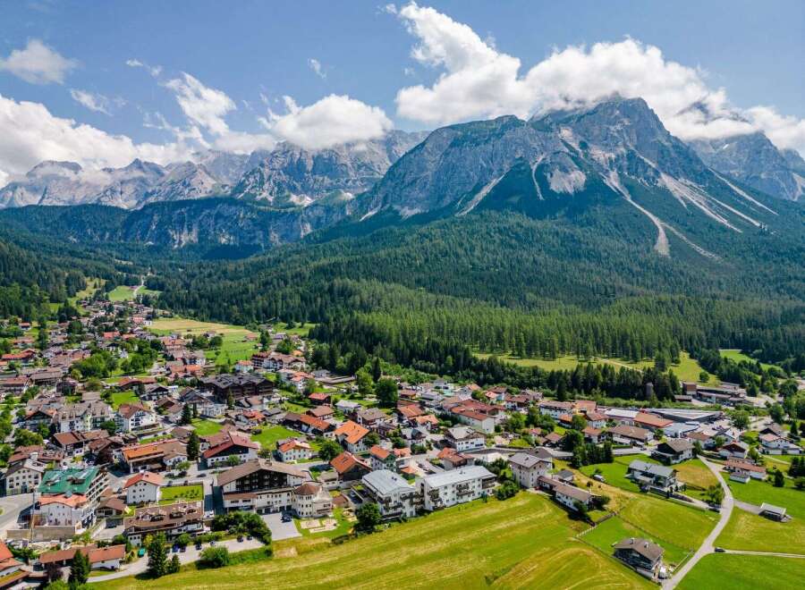 Nestled in a picturesque valley, this stunning property offers breathtaking views of the majestic Alps.