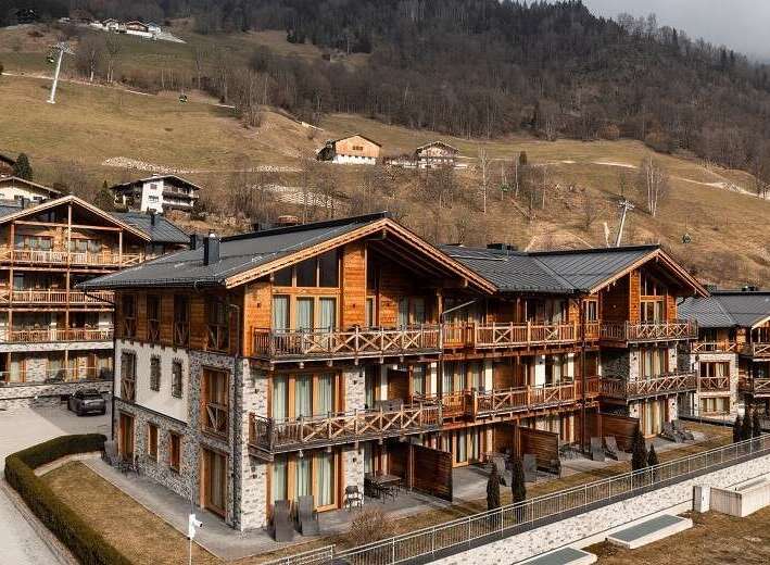 Discover luxurious mountain living in this stunning property.