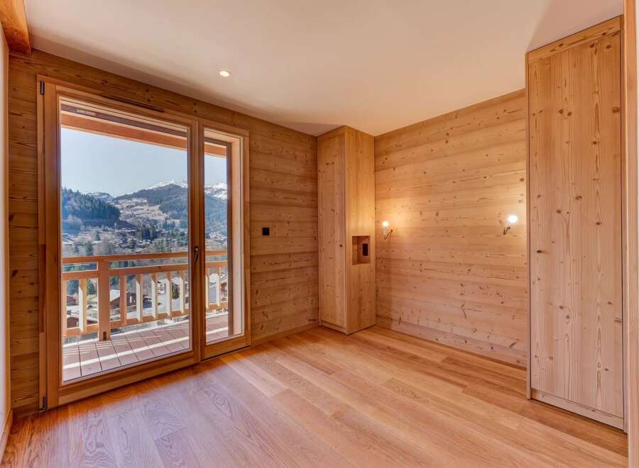 Experience the epitome of alpine living in this stunning property.